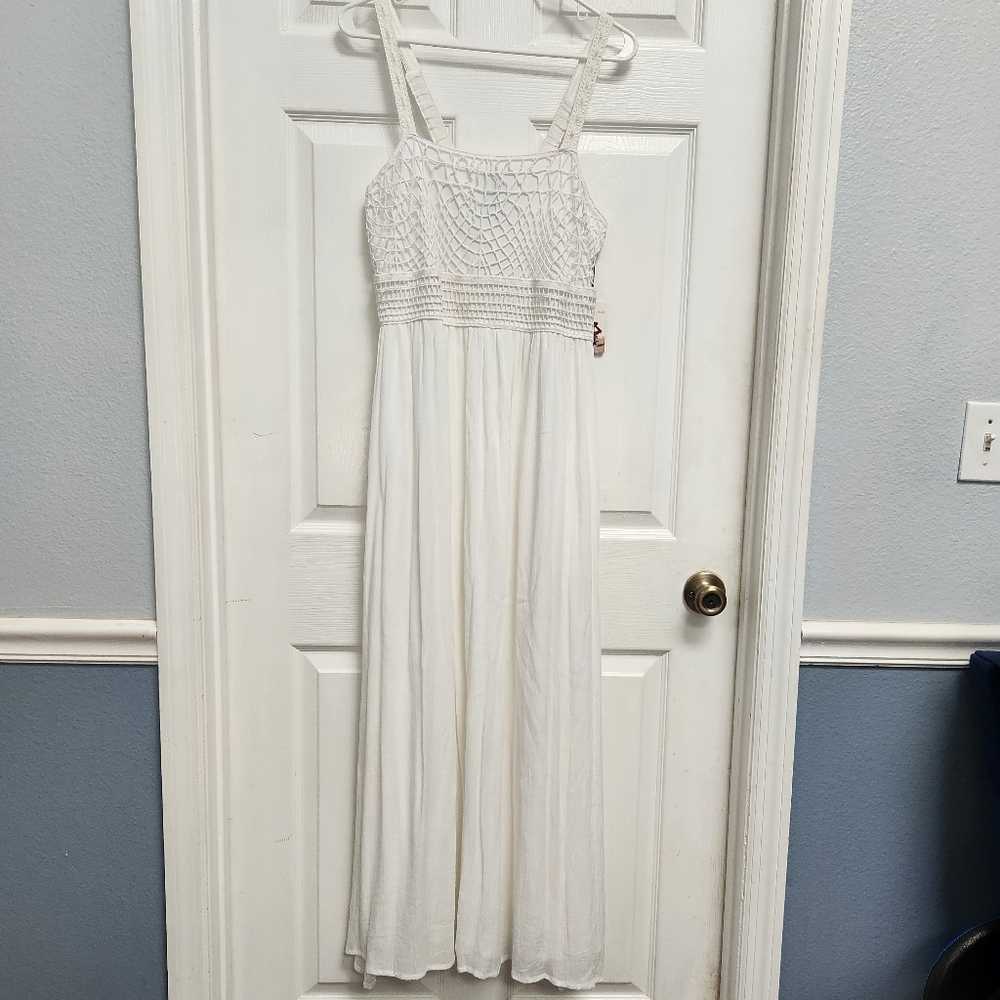 Sincerely Jules White Maxi Dress With Crochet Lace Chest 